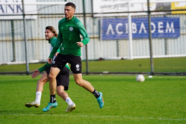 Rizespor Kırklarelispor startını Verdi