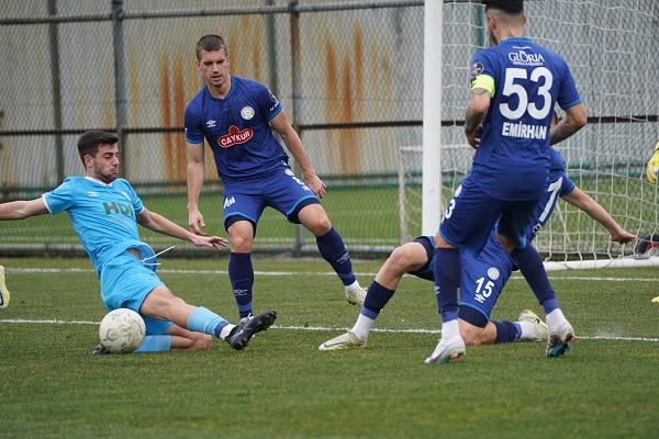 Rizespor-Pazarspor Hazırlık maçı