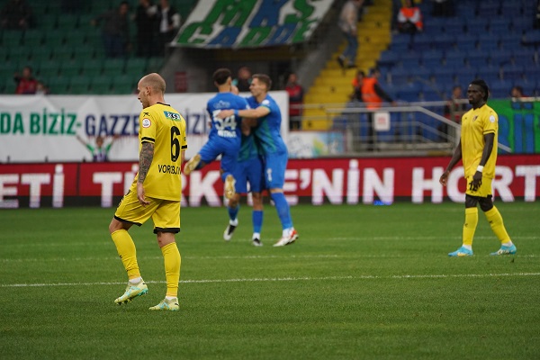 Rizespor-İstanbulspor