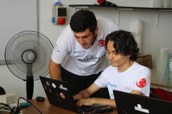 Model uydularıyla Teknofest'de yarışacaklar