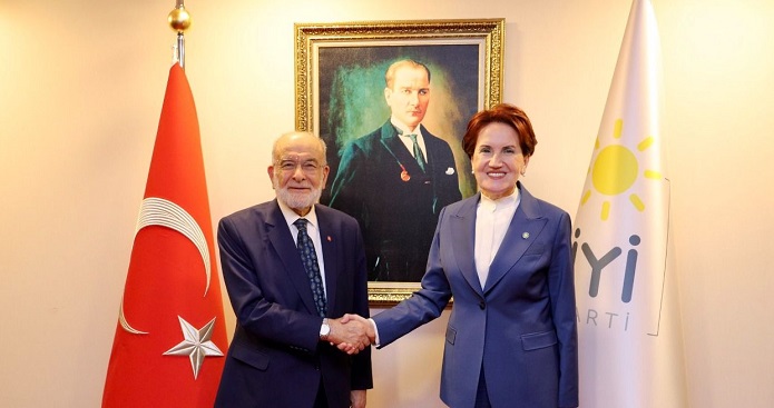 Saadet Partisi lideri Karamollaoğlu,Akşener'i ziyaret etti