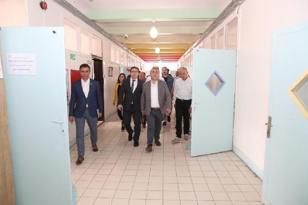 Vali Hatipoğlu: Okullarımız, yeni eğitim-öğretim yılına hazırlanıyor