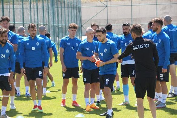 Pazarspor’ da Yüzler Gülmüyor
