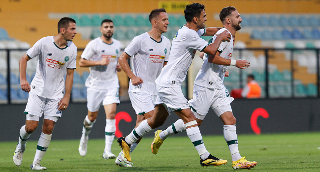 Konyaspor İstanbul'da farka gitti: 0-4