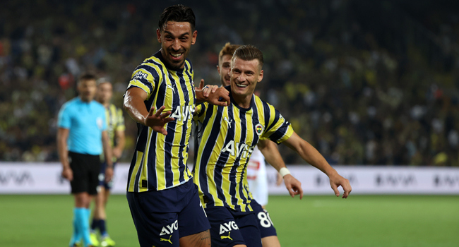 Kadıköy'de Fenerbahçe şov! Temsilcimiz gruplarda