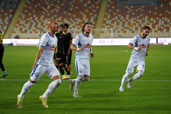 Atmaca Deplasmanda Kükredi 4-0
