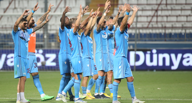 Trabzonspor'da gidenler gelenlerin maliyetini karşıladı