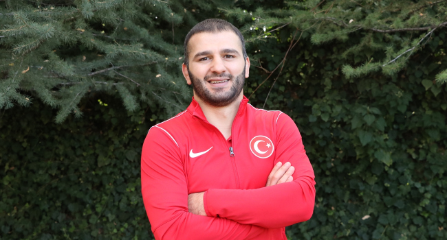 Milli güreşçilerde hedef altın madalya
