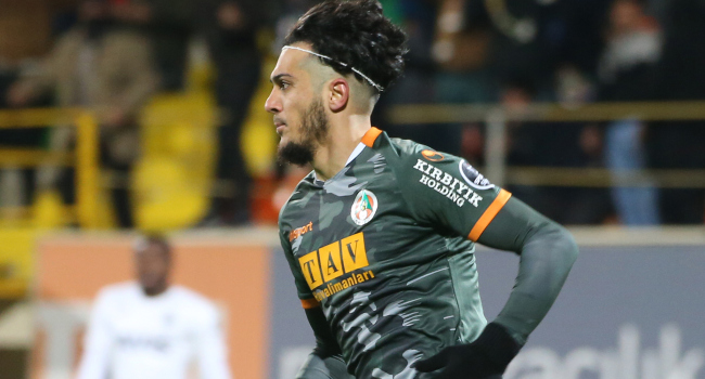 Tayfur Bingöl resmen Beşiktaş'ta