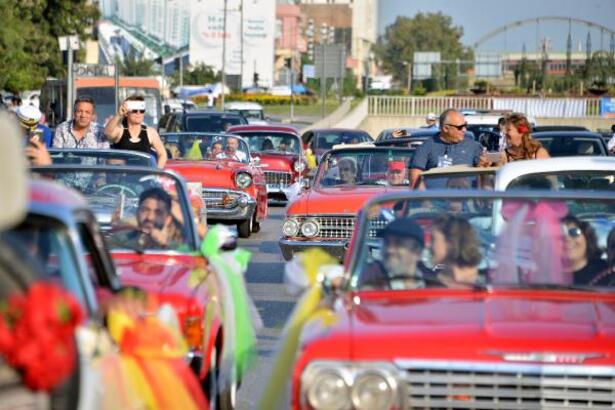 Altın Koza’da antika otomobillerle gerçekleştirdiğimiz sevgi korteji askıya alındı'