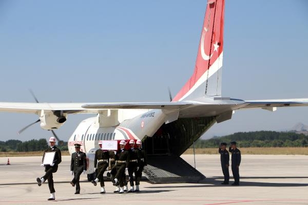 Şehit Astsubay Ağıl'ın cenazesi memleketi Tokat'ta 