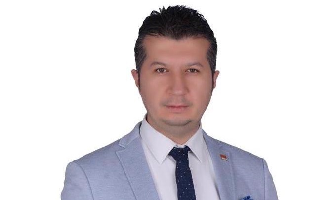 BAŞKAN AKBULUT: TOKİ ZENGİNİ ZENGİN ETMEKTEN BAŞKA BİR PROJE DEĞİL!
