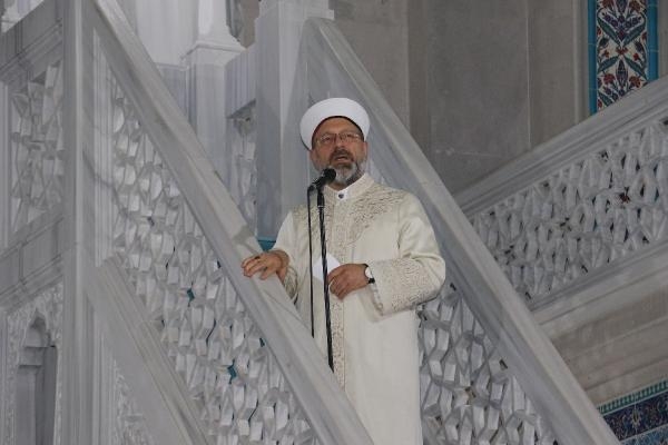 Ali Erbaş: Çalışma ve ticaretin de bir imtihan olduğu bazen göz ardı ediliyor