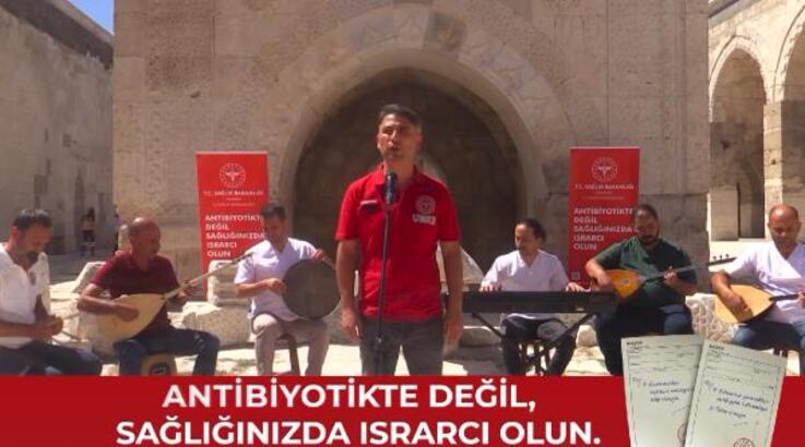 Aksaray'da sağlık çalışanlarından 'farkındalık' klibi