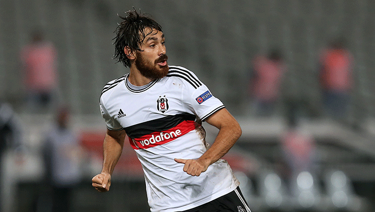Beşiktaş'ın eski futbolcusu Veli Kavlak'tan transfer itirafı