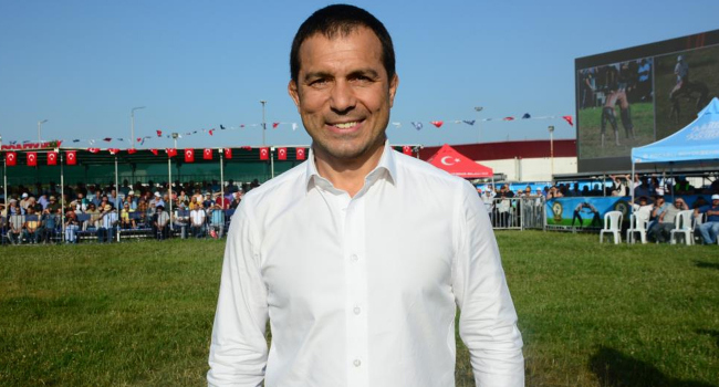 Şeref Eroğlu: Şanlı tarihimizi hatırlattı