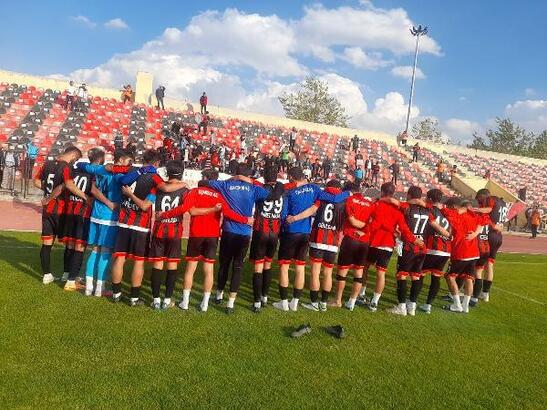Uşakspor ilk kez güldü