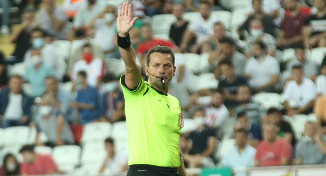   Volkan Bayarslan'ın ilk derbisi