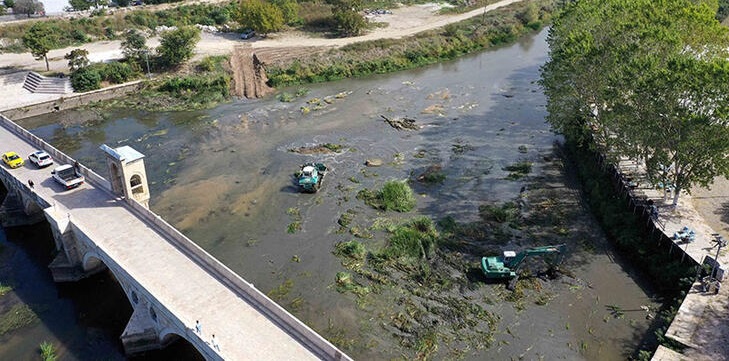 Tunca Nehri'nde DSİ temizliği başladı