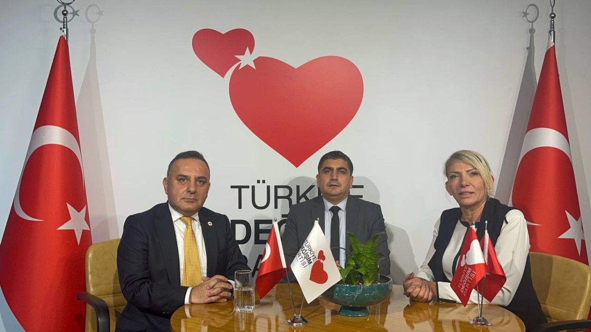 TDP'Lİ AKGÜN SİYASİ PARTİLERE SESLENDİ :EYT MESELESİ TÜRKİYE MESELESİDİR GELİN ÇÖZÜME KAVUŞTURALIM!