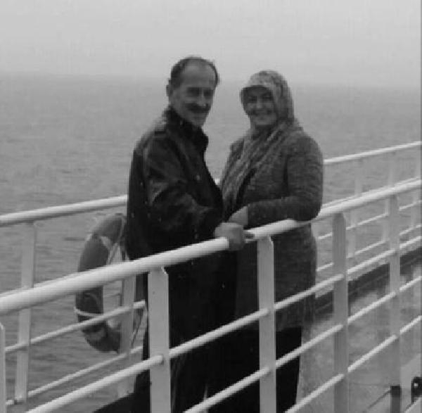 TIR'ın çarptığı otomobilde ölen çift,  yan yana toprağa verildi