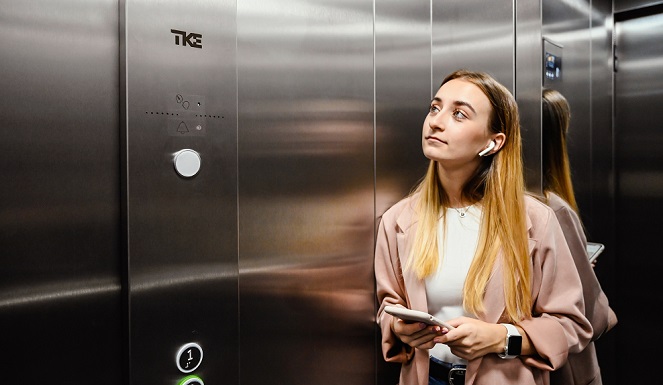 TK Elevator binalarda sürdürülebilirliğin geliştirilmesi adına EOX asansörünü kullanıma sunuyor
