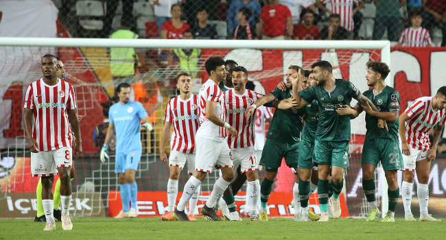 Antalyaspor'a şok! Konyaspor 1 puana 90+6'da uzandı