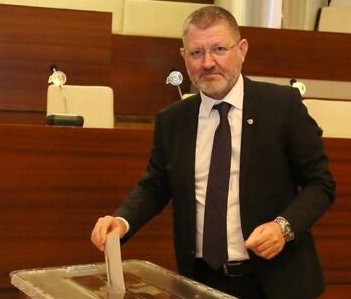 ATSO'nun meclis başkanlığını Ahmet Öztürk kazandı