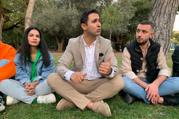İzmir Buca'da milletvekili aday adayı Yevimli gençlerle buluştu