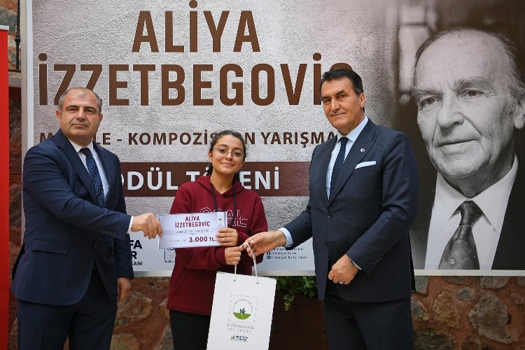 Bursa Osmangazi'de 'Aliya İzzetbegoviç Makale Yarışması' sonuçlandı