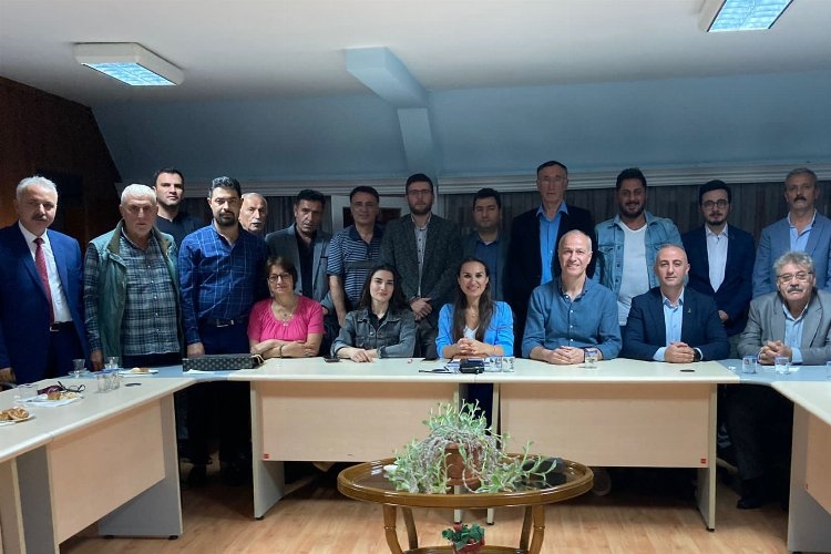 Bursa'da DEVA Partisi yöneticilerinden Artvin Vakfı'na ziyaret