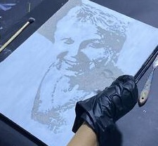 Macaristan'da cesedi yakıldı, Yalova'da küllerinden portresi yapıldı
