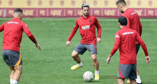 Galatasaray'ın kamp kadrosu açıklandı