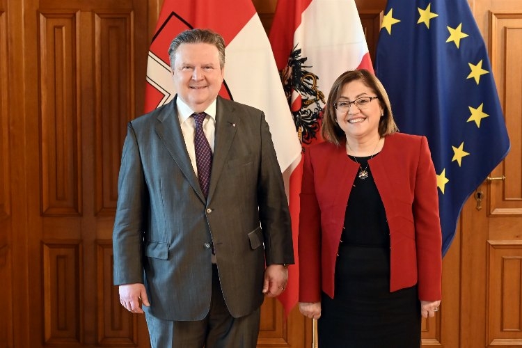 Fatma Şahin'den Viyana Belediye Başkanı'na ziyaret