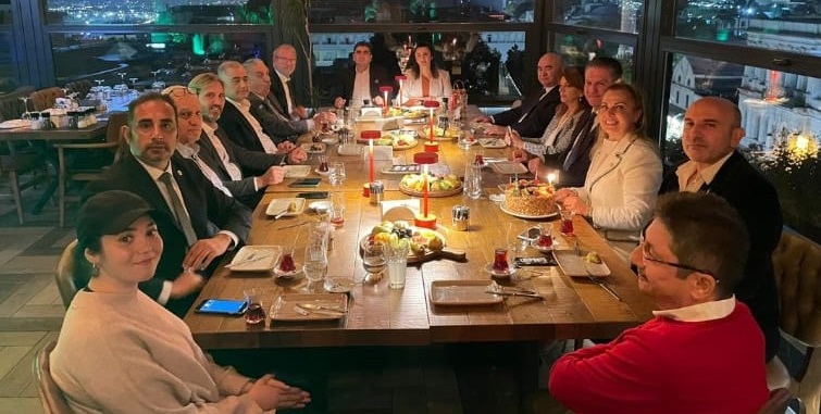TDP'Lİ AKGÜN: HALK DA İKTİDAR DA BİR ÜLKE EN DİPTEN GÖĞE NASIL YÜKSELİR BİZLERLE GÖRECEK!