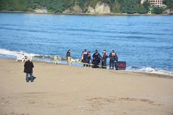 Giresun'da sahilde erkek cesedi bulundu
