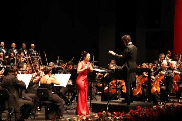 Antalya DOB'tan Cumhuriyet konseri