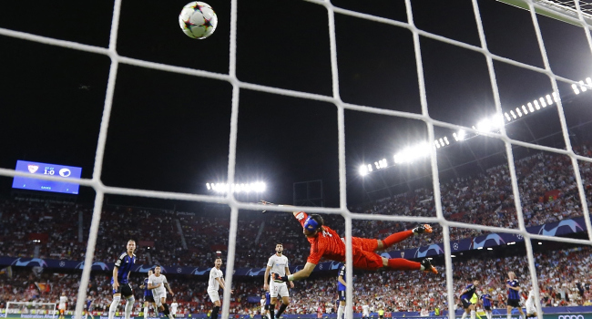 Sevilla, Kopenhag'ı 3 golle geçti
