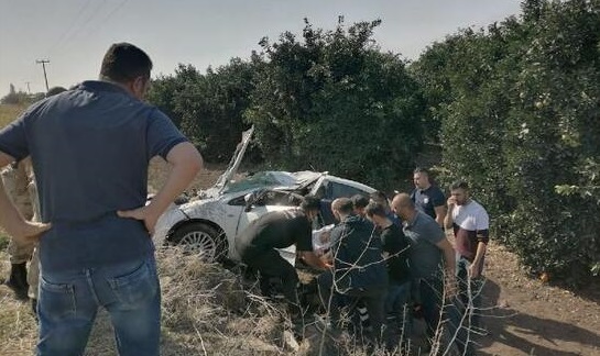 Hatay'da otomobil şarampole devrildi: 3 yaralı