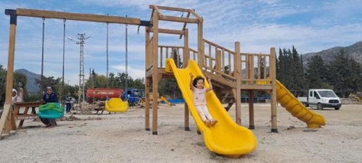 Kozan'ın kırsalına 22 park yapımı