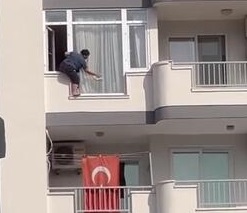 Tehlikeli cam temizliği