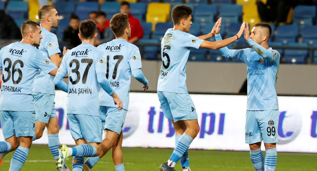 Manisa FK, Gençler'i devirdi