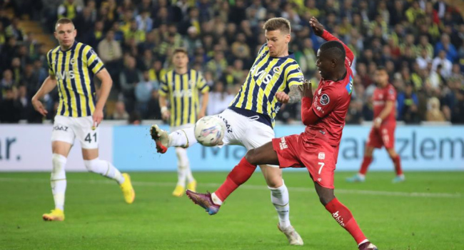 Şampiyonluğa takım olarak inanıyoruz