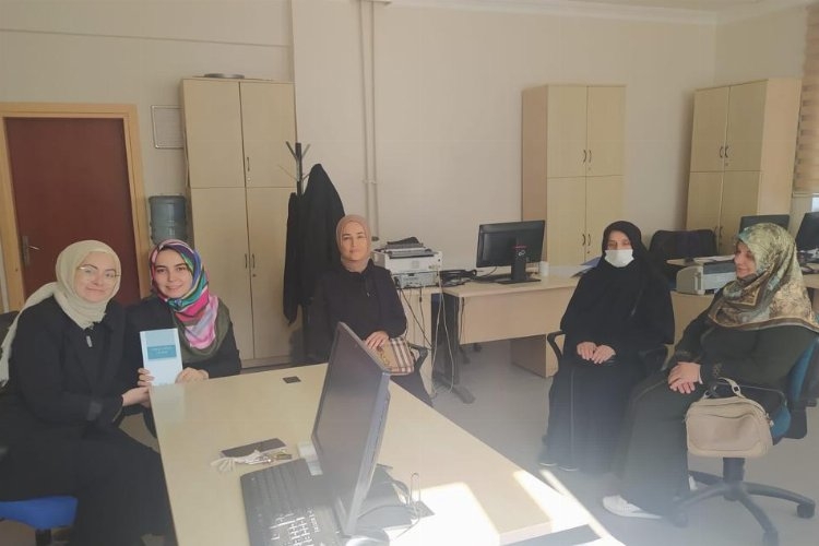 Bursa Mudanya'da kadın din görevlileri her kesimi ziyaret ediyor