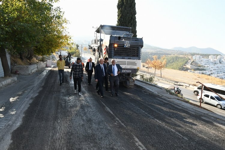 Başkan Selvitopu'ndan asfalt denetimi