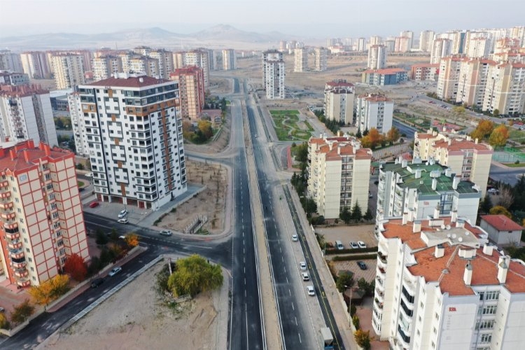 Kayseri Kocasinan'da Başkan Çolakbayrakdar'dan asfalt mesaisi