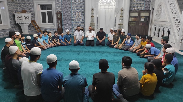 Müftü Çakmakçı: Kur’an kurslarımızda gençlerimizi ecdada layık bir ruhla yetiştirme gayretindeyiz