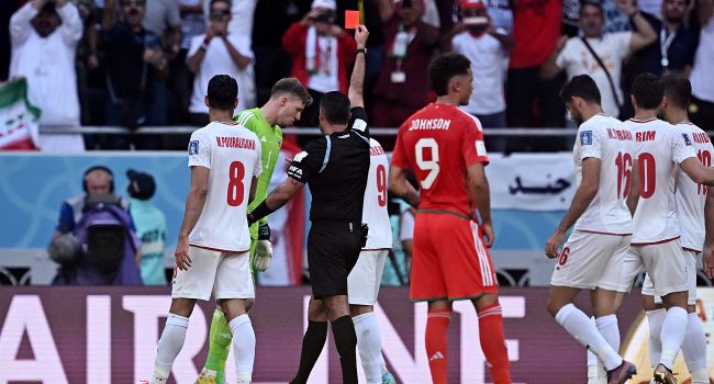 2022 Dünya Kupası'nda ilk kırmızı kart