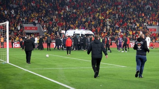 Göztepe - Altay maçı devam edecek mi, tekrar oynanacak mı? Göztepe - Altay maçı ne zaman oynanacak? 