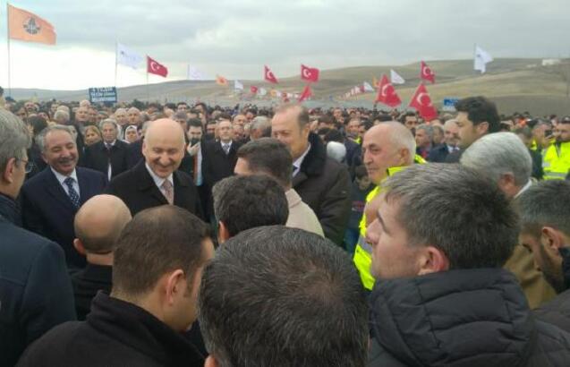 Ağrı-Hamur-Tutak-Patnos Devlet Yolu törenle hizmete açıldı
